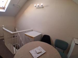 Serene Southampton Apartment with 3 Bedrooms