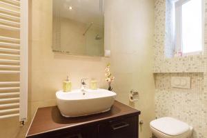 Apartment with Terrace room in City Break Apartments Chic and Luxury