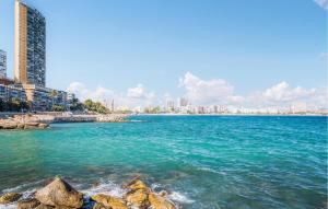 Gorgeous Apartment In Alicante With Swimming Pool