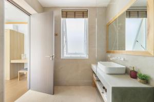 4x Luxury BRAND NEW VILLA and Near Beach