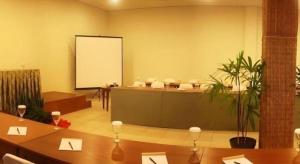 dEmmerick Salib Putih Hotel Salatiga