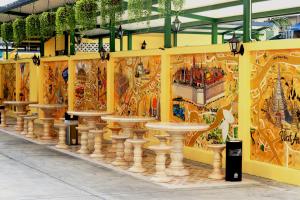 Siri Grand Bangkok Hotel