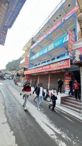 Fauji Bhai Guest House & Restaurant