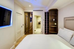 Deluxe 1 bedroom apartment close to the Waterfront