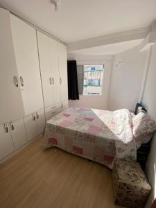 Pé na areia, praia do Gonzaguinha