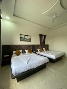 New Royal Orbit Hotel and Restaurant