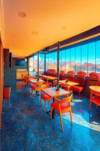 Kaya-Royal-Hotel Beyazit IstanbulTea And Coffee Are Complimentary And Available 24-7 On Our Sea View Terrace Restaurant