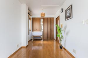 3 Minutes to Tamade Station Over 150sqm 3 Private Rooms Up to 11 Guests Namba 7 Minutes