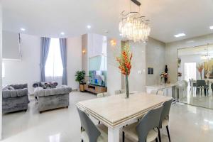 Central Garden Apartment District 1