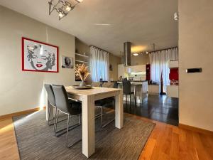 Arezzo - La Rondine 2 Bedrooms and Parking