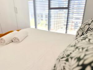 Sydney Hyde Park Gem 1 bedroom with City view and balcony