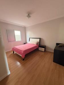 Casa espaçosa e confortável com lindo jardim em Bal Camboriú