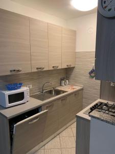 Renovated flat near the main avenue