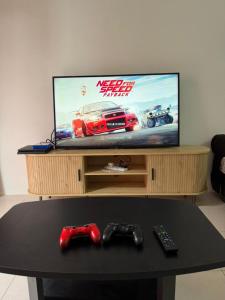 AYAAN HOLIDAY INN Homestay at Tanah Rata with PS4 gaming