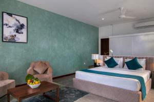 Victoria Golf Resort