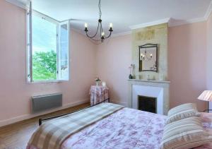 Près de Saint-Émilion maison de vigneron au cœur des vignes