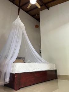 Thousands of Bottles - Hostel and Trekking