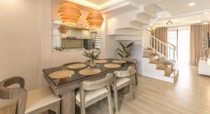 Tagaytay Staycation with Pool and Free Private Parking