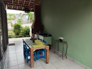 Casa na Boraceia, 100 M praia c roupas cama e banho