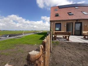 Spacious holiday home in Leons with garden