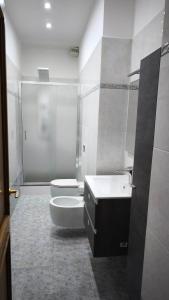 Silvia Butterfly Flat