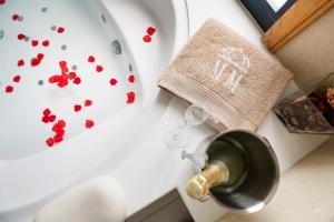 Villas Mamma Mia pool heat Private & Jacuzzi