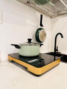 Loftic Apartments - Pink Church