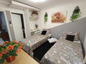 Apê com Garagem -Templo Salomão e feira da Madrugadda