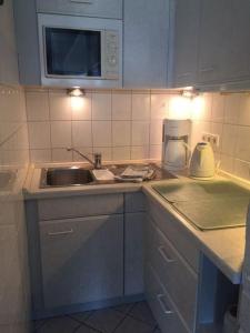 Luv-und-Lee-Apartment-5