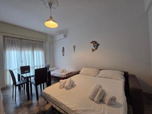 Delfino - By Ligooria