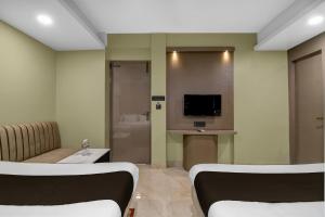 Hotel O KOLKATA SEVEN INN LLP