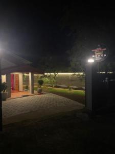 Hotel SERENDIB INN
