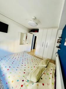 Muy cerca del mar, dos habitaciones