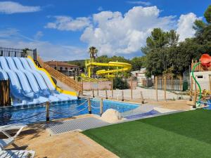 Mobil home cosy à Hyères avec terrasse - API-1-52-1182