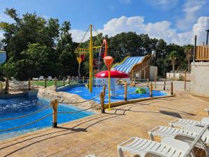 Mobil home cosy à Hyères avec terrasse - API-1-52-1182