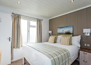 Woodside Bay Lodge Retreat