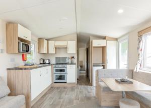 Meadow Lakes Holiday Park