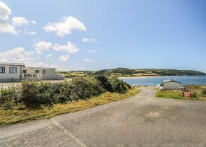 Waters Edge Leisure Park