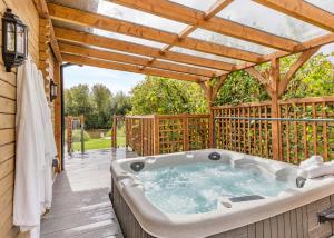 Gadlas Park Holiday Cabins