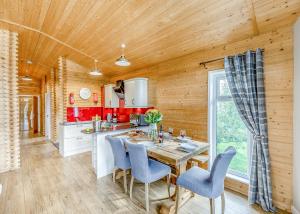 Gadlas Park Holiday Cabins