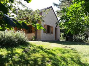 Charmant cocon, jardin, aux portes de Verneuil