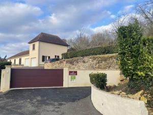 Charmant Gîte Périgord Noir avec WiFi et Parking - FR-1-616-539