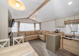 Castle Brake Holiday Park