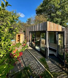 Garden Guest house & Sauna