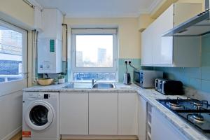 Little Venice in Paddington 3 Bed with work space