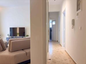 Cozy Flat near Glyfada Center