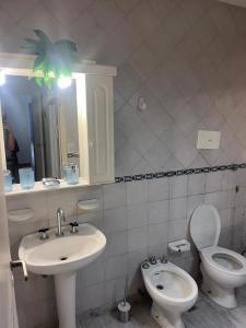 Depto 2 amb para 4 centro doble balcón