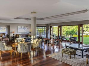 Fairmont Mount Kenya Safari Club