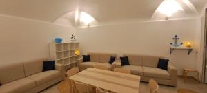 Centro Storico - Palazzo Manara - Note di Blu