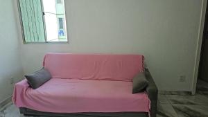 H 432 Apartamento mobiliado 02 quartos com estacionamento